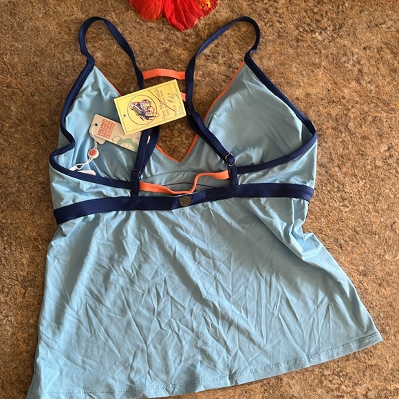 NWT TANKINI TOP - Picture 4 of 6